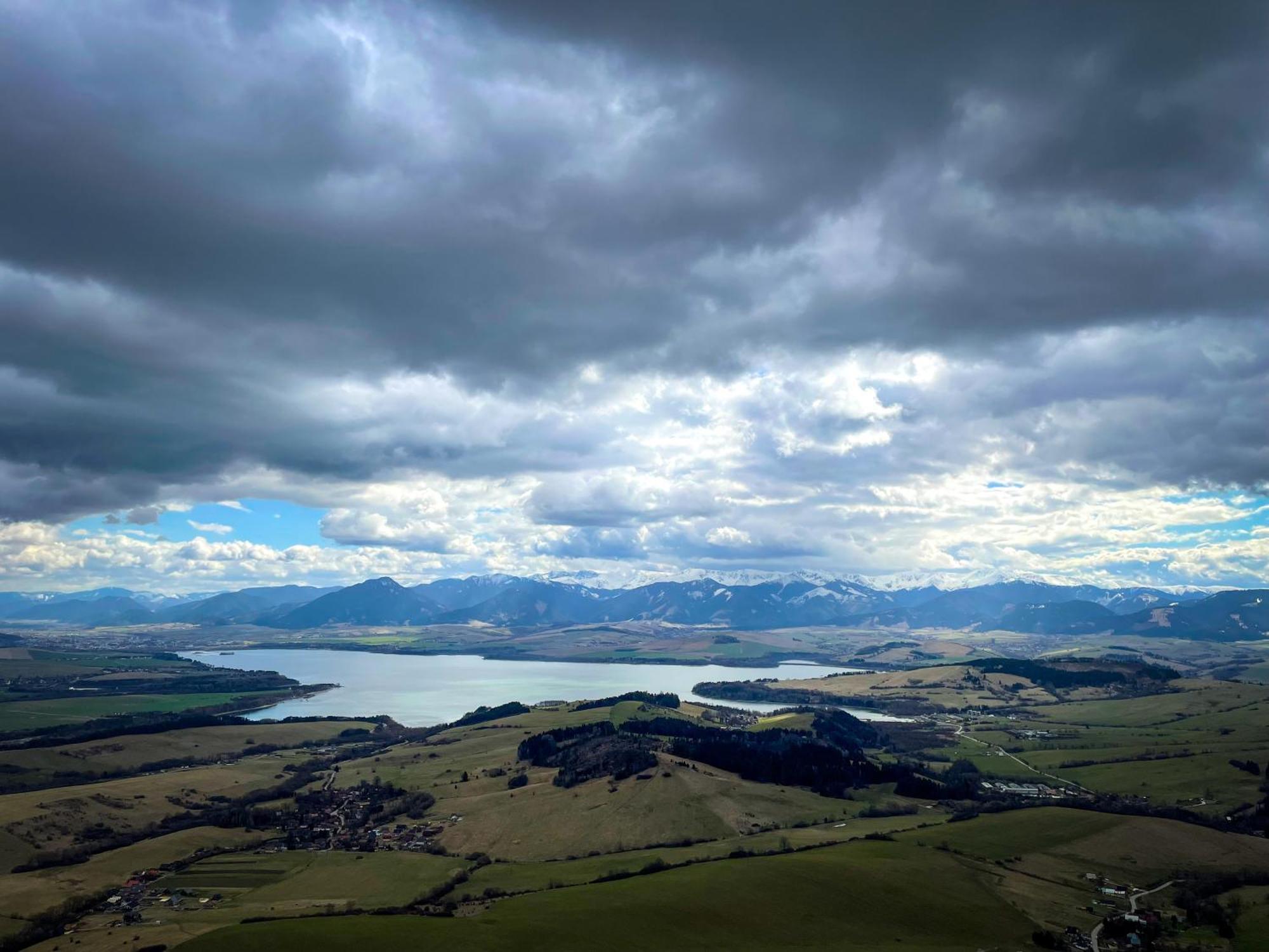 Tatralake Houses Near Lake Liptovska Mara And Aquapark Tatralandia ลิปตอฟสกี โตรเวก ภายนอก รูปภาพ