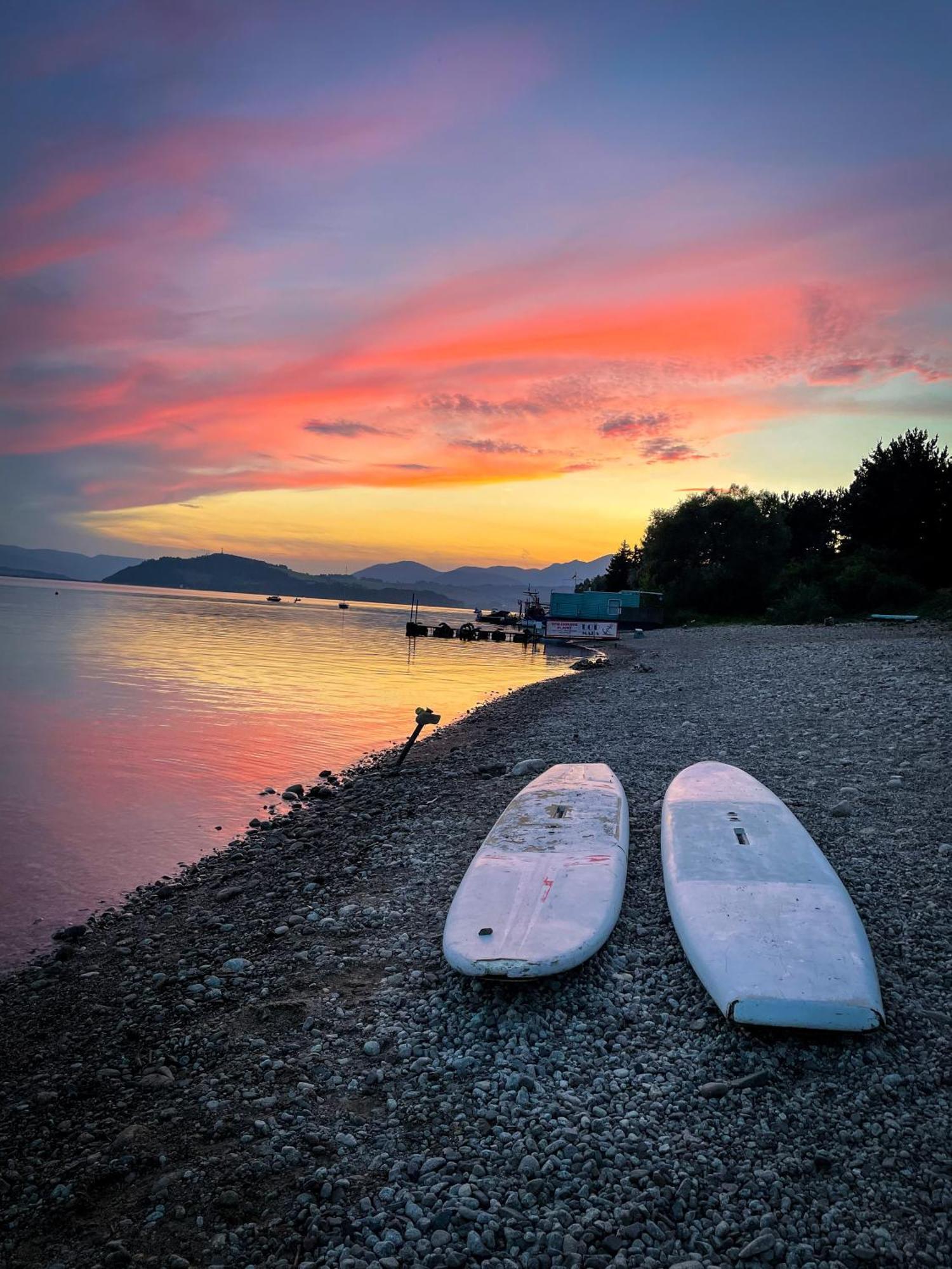 Tatralake Houses Near Lake Liptovska Mara And Aquapark Tatralandia ลิปตอฟสกี โตรเวก ภายนอก รูปภาพ